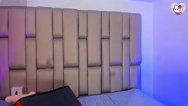 _sowy_venus_ live sex cam