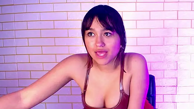 Emma_1126's cam snapshot