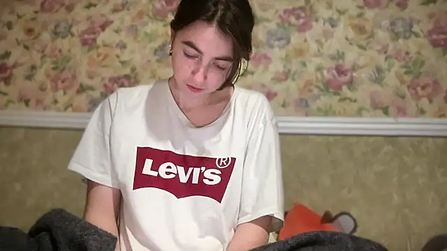 ShizukuHunter's cam snapshot