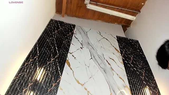 ebony_hot1's cam snapshot