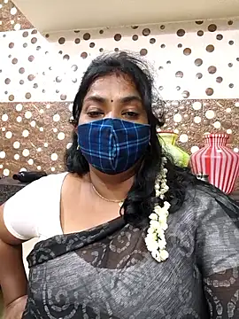 Tamil_Mithra's cam snapshot