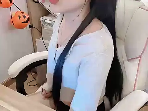 _Chloe18_'s cam snapshot