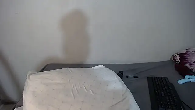 SluttyKayy's cam snapshot