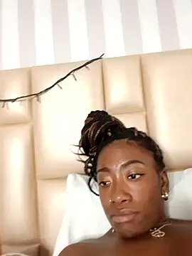 DarkHoneyy's cam snapshot