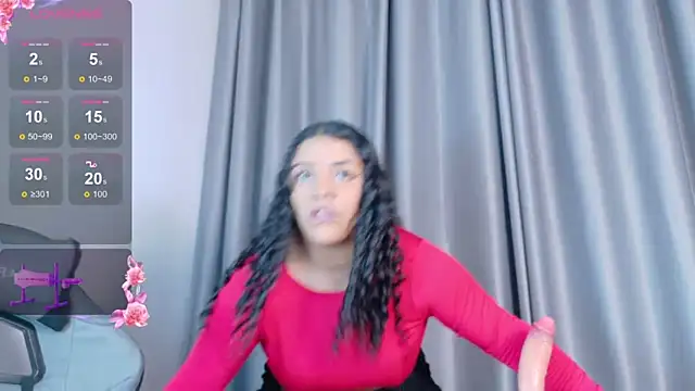 emily_perezz's cam snapshot