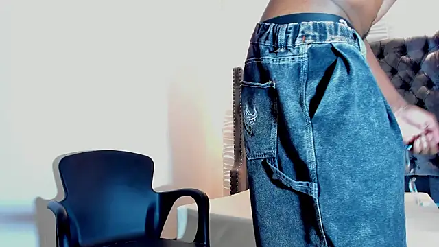 nero_reyd live sex cam