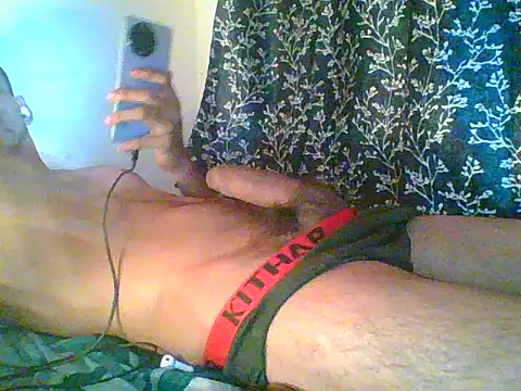 IndianSinsGlow's cam snapshot