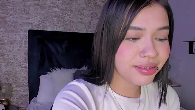 Lily_Woodz's cam snapshot