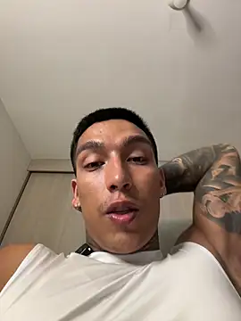 sendfer live sex cam