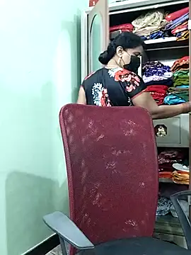 abinaya26's cam snapshot