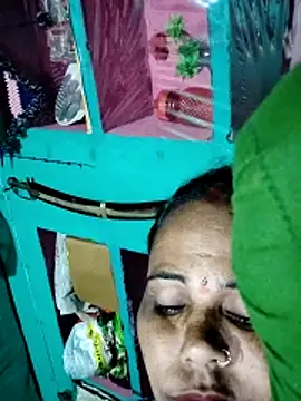 Pooja750's cam snapshot