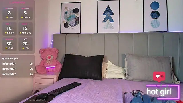 Naiaa_Cruz's cam snapshot