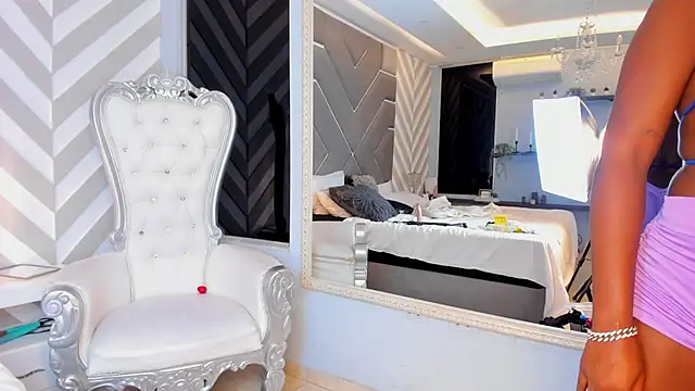 MissMahala_'s cam snapshot