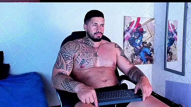 Cristian_Walker live sex cam