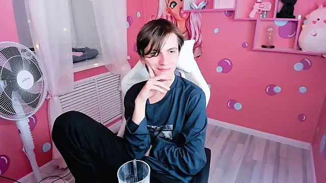 OttoWilliams's cam snapshot