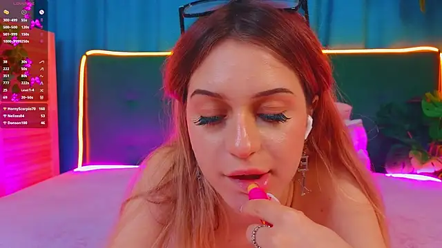 AlinaWalters's cam snapshot