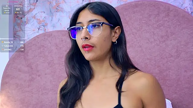 RavenGloomy's cam snapshot