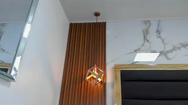 ALICIATARLY's cam snapshot