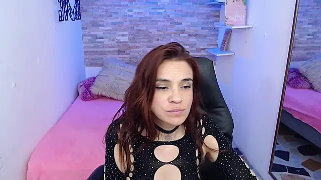 KendallWood_'s cam snapshot