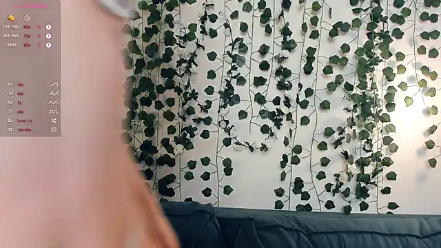 Foxy_blush's cam snapshot