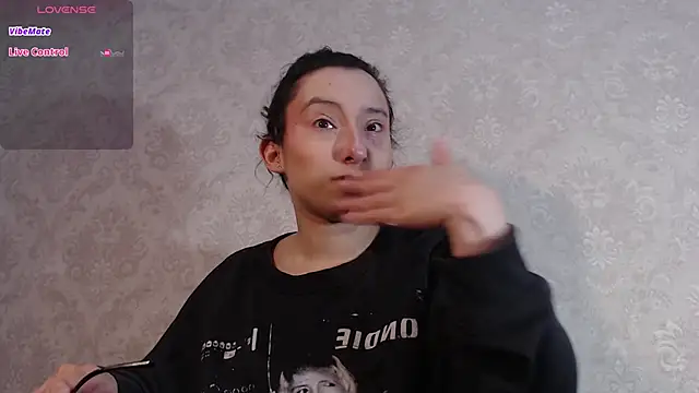 little__amy_'s cam snapshot