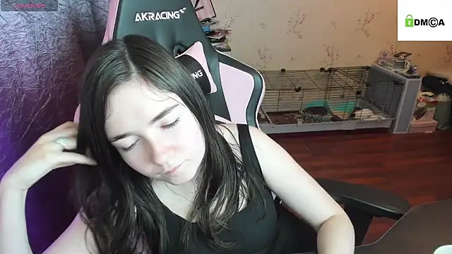 Crazy_forest_fairy's cam snapshot