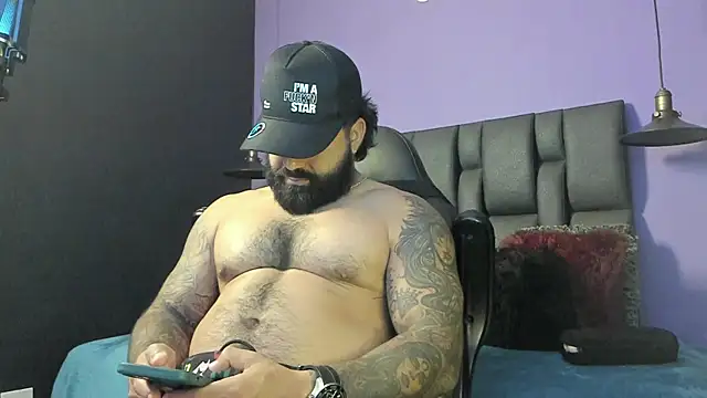 Lyon_vach live sex cam