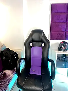 AdrianRinaldi live sex cam