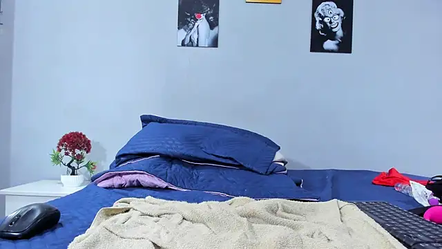 sexynova_93's cam snapshot