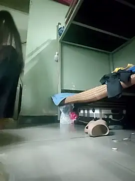 Sweet-asian's cam snapshot