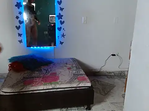 Tifanny_wett's web cam