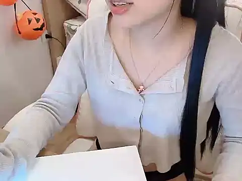 _Chloe18_'s cam snapshot