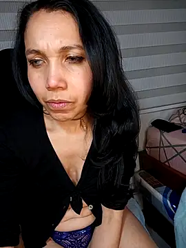 KimPielCanela's cam snapshot