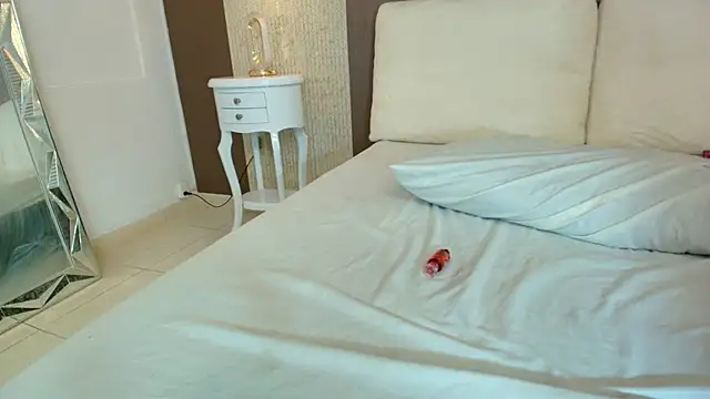 Tiifany_Baker's cam snapshot