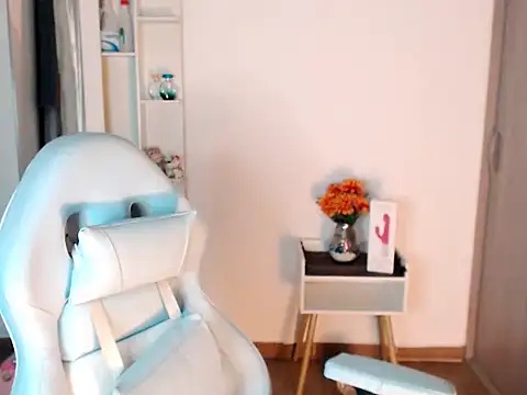 BOREAL_MOON's cam snapshot