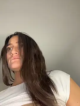 elisa-new's cam snapshot