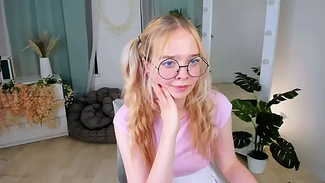 BellaMontgomery live sex cam