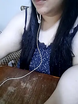 Madam-bezoul-'s cam snapshot