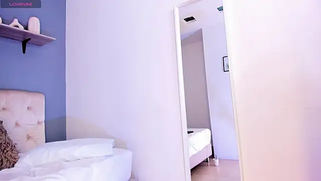 lanna_jones_'s cam snapshot