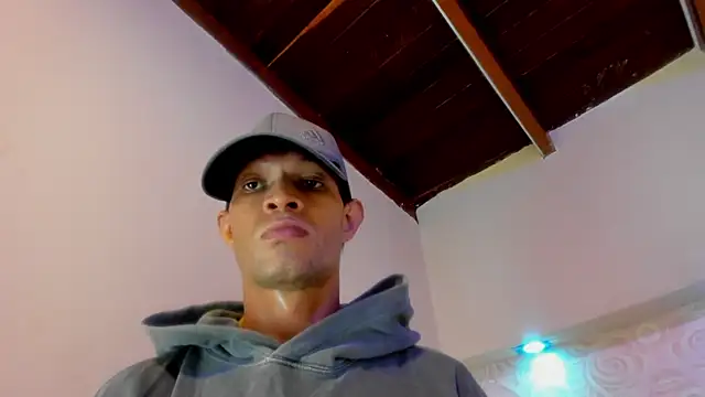 WADE_WILSOON2 live sex cam