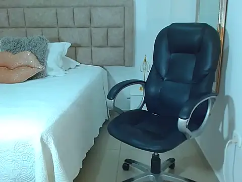 Samathahottxxx's cam snapshot