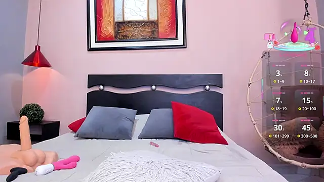 _EmilyJireh_'s cam snapshot