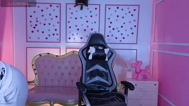 luisa_lulu_t's cam snapshot