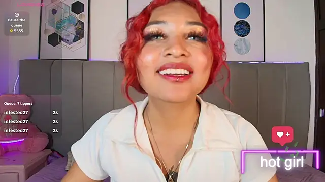 Naiaa_Cruz's cam snapshot