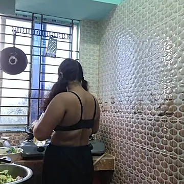 Bristy-'s cam snapshot