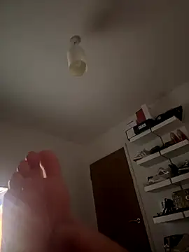 IceEyesUK's cam snapshot