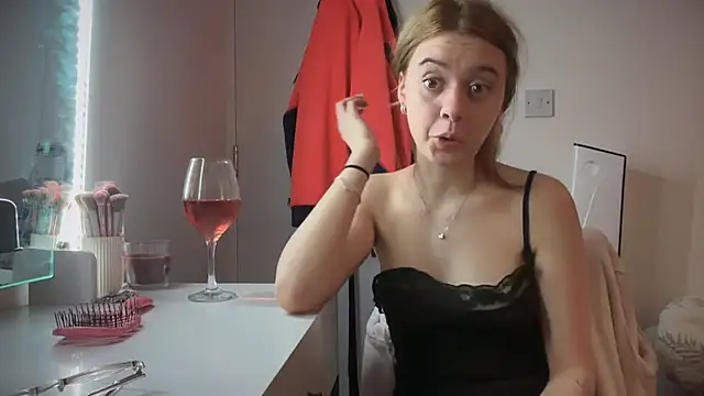 YasmineLace's cam snapshot