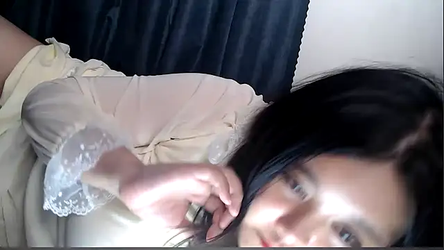 Heramirror live sex cam