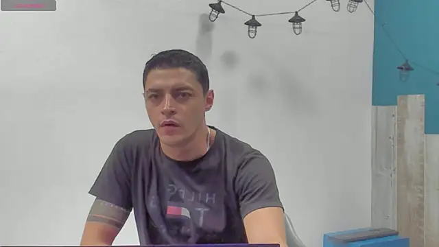 Frank_Millers live sex cam