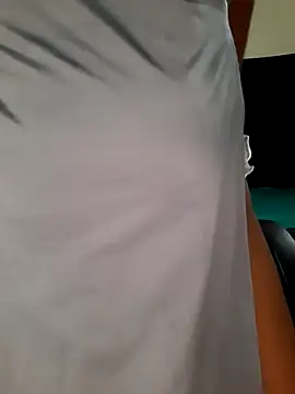 Midnight_Blossom's cam snapshot